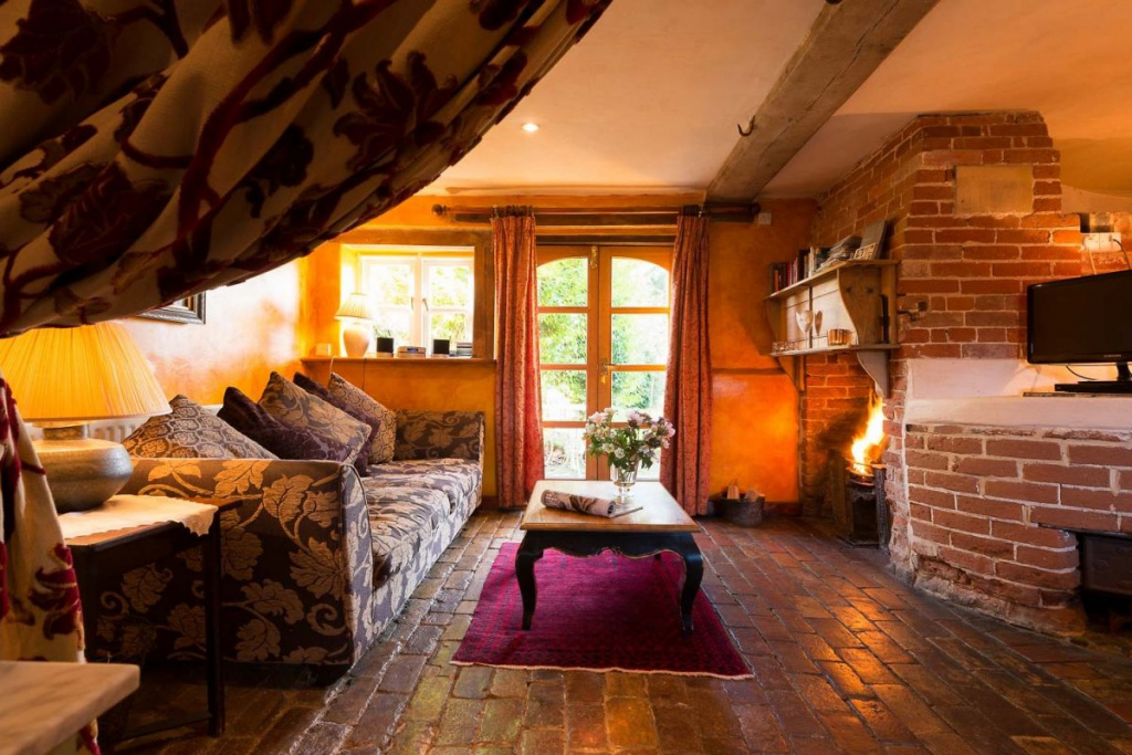 Romantic Cottage Suffolk