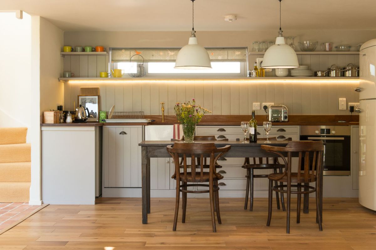 Romantic Holiday cottage kitchen in Suffolk