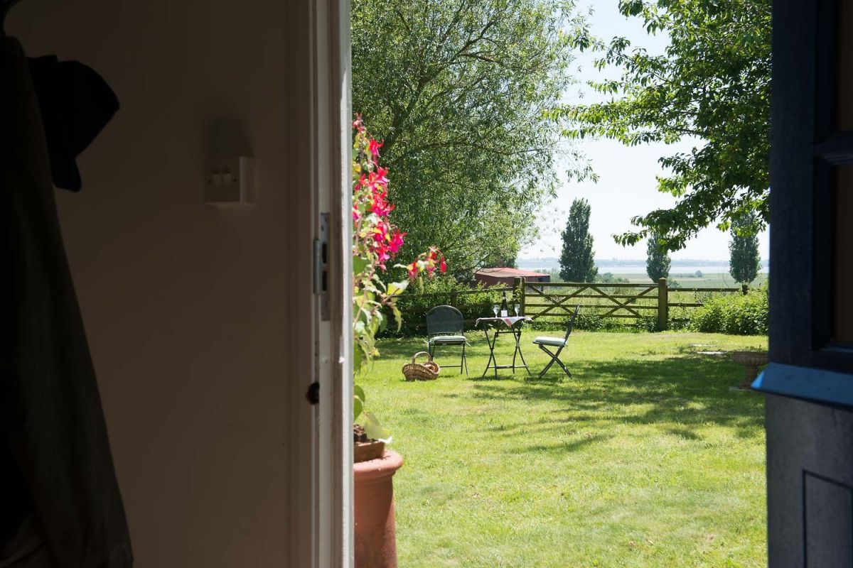 Holiday Cottages with enclosed garden