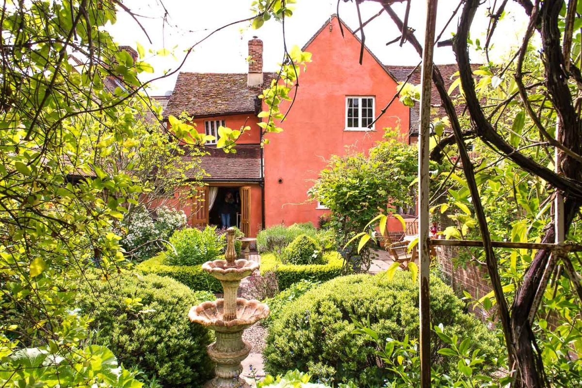 A Historic self catering cottage in Suffolk