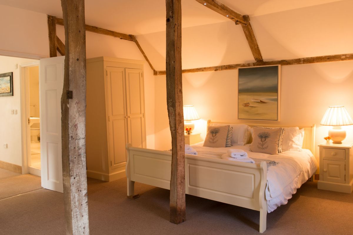 cottages with spacious master Bedroom