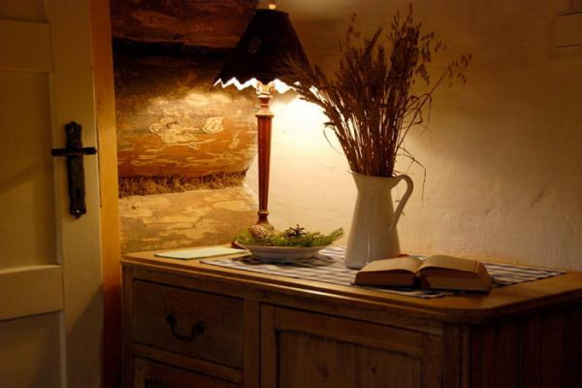 Cosy and romantic holiday cottage in remote countryside
