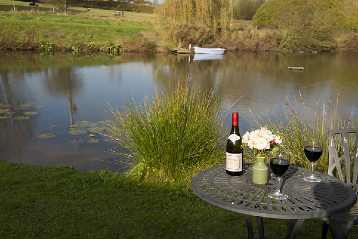 Romantic holidays in Suffolk, red wine