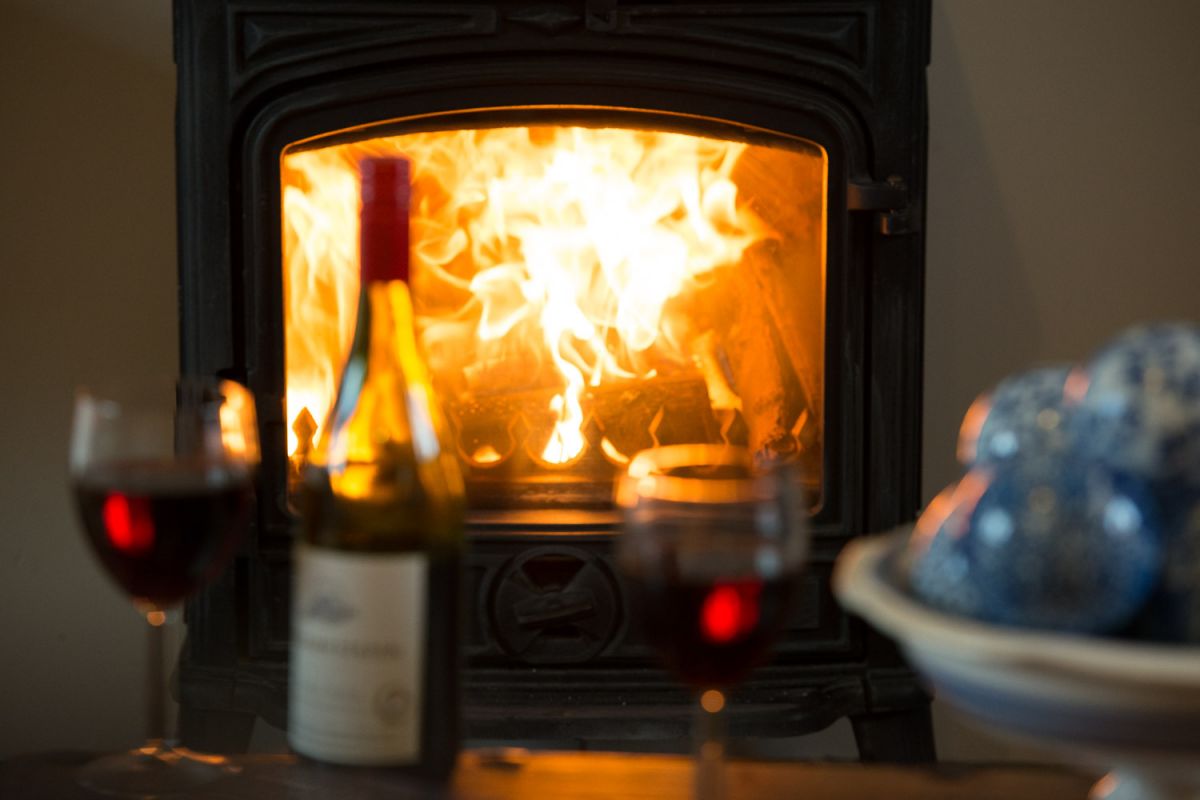 Holiday cottages with open log fires