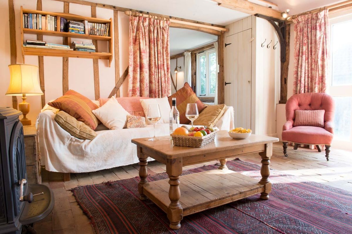 romantic cottages where pets are welcome