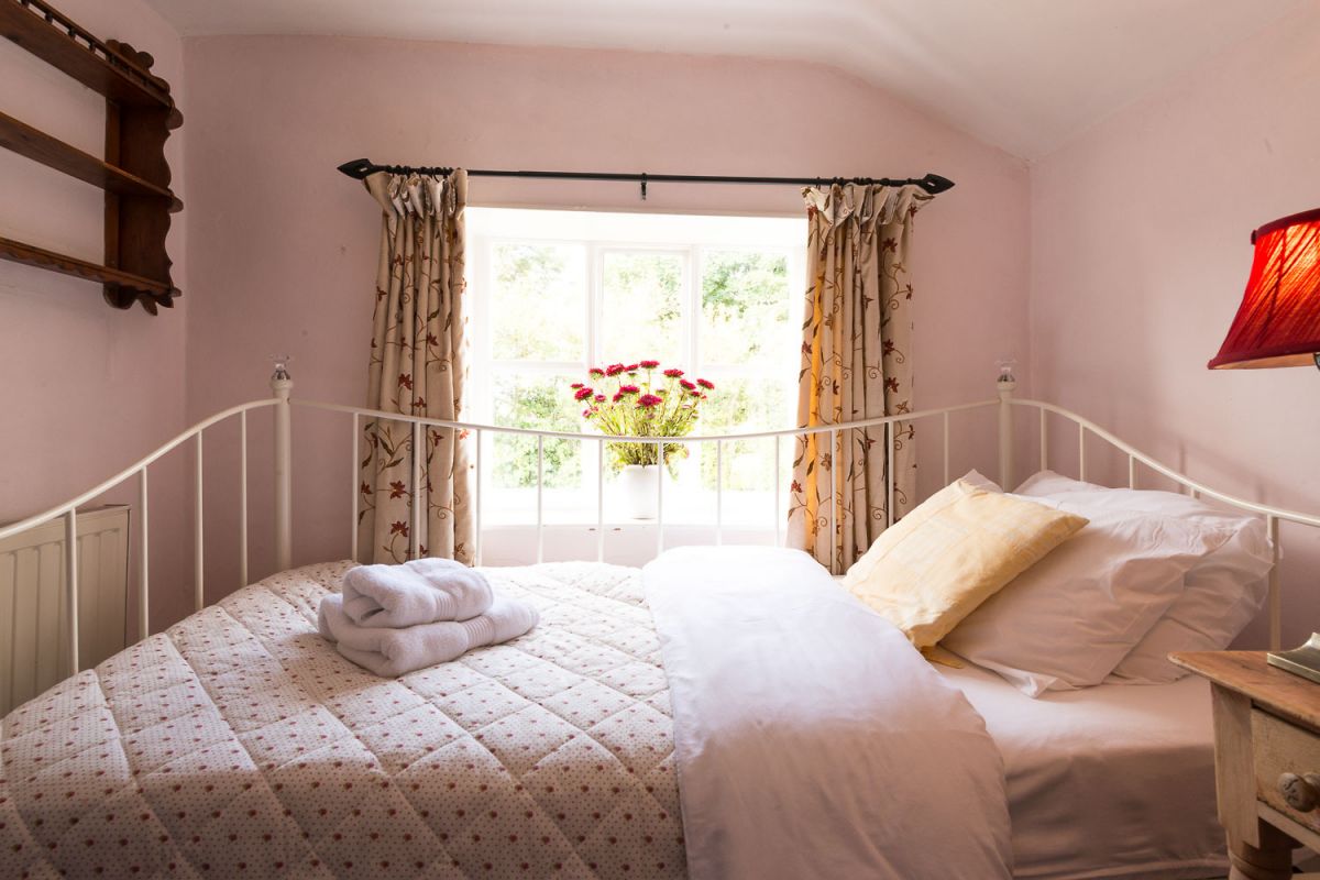 sweet little bedroom in romantic self catering