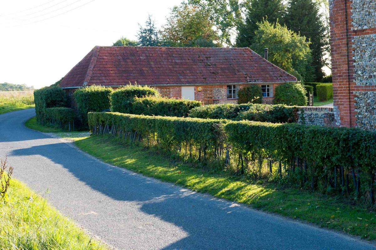 romantic holiday cottages in Essex countryside
