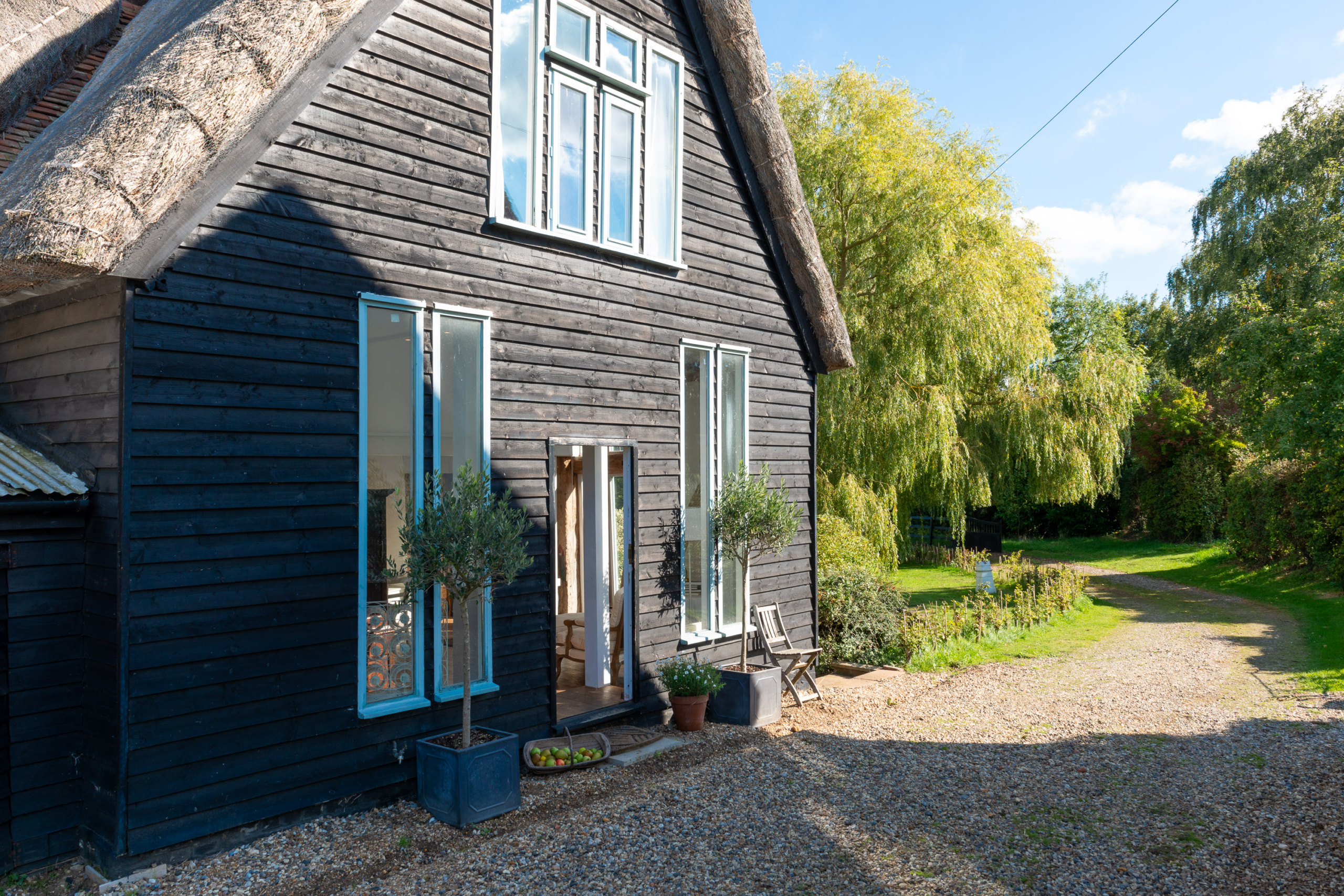 Gorgeous Thatched holiday Cottage in Suffolk