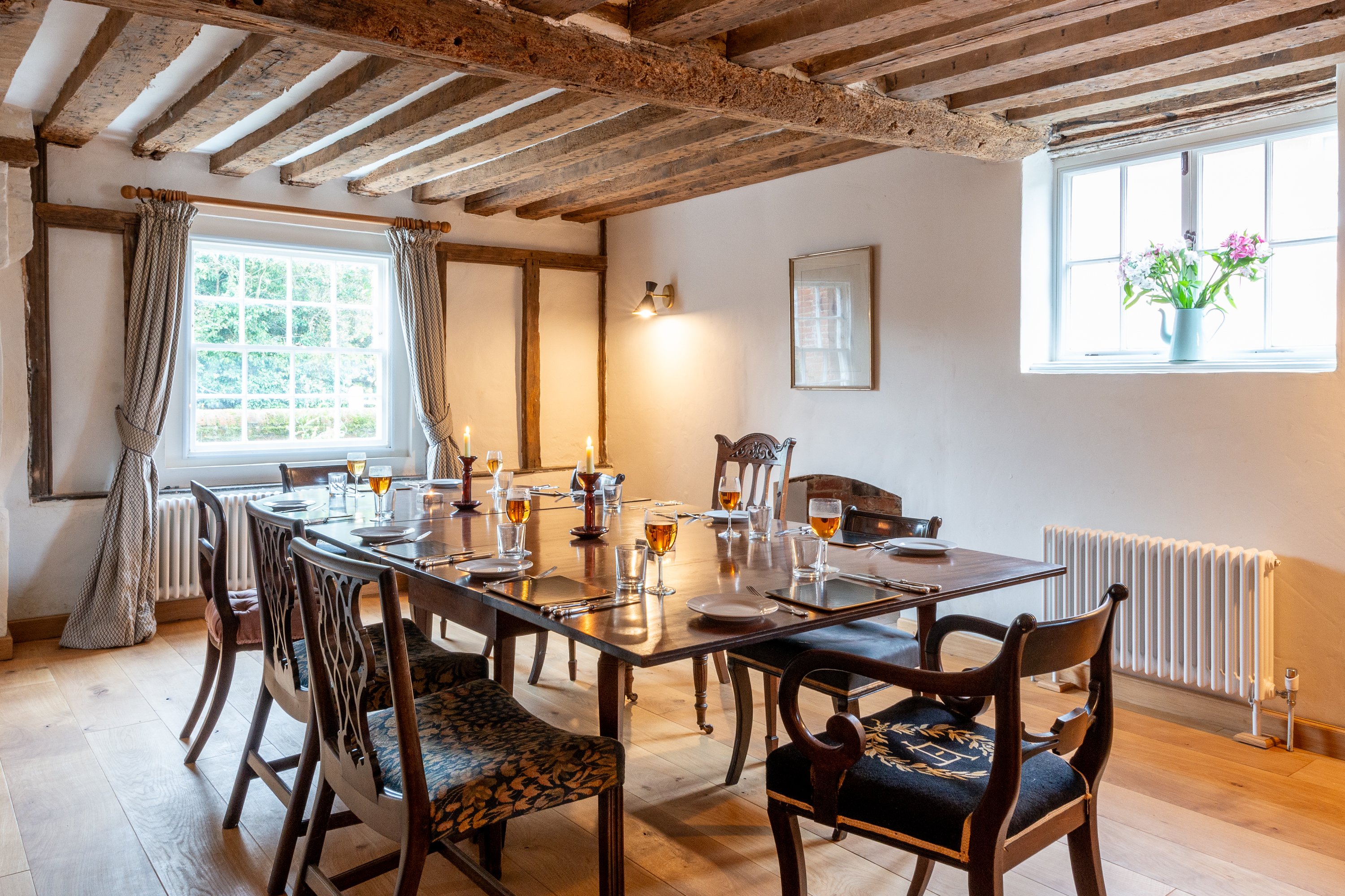 Dining room for 8 in Suffolk Holiday Cottage